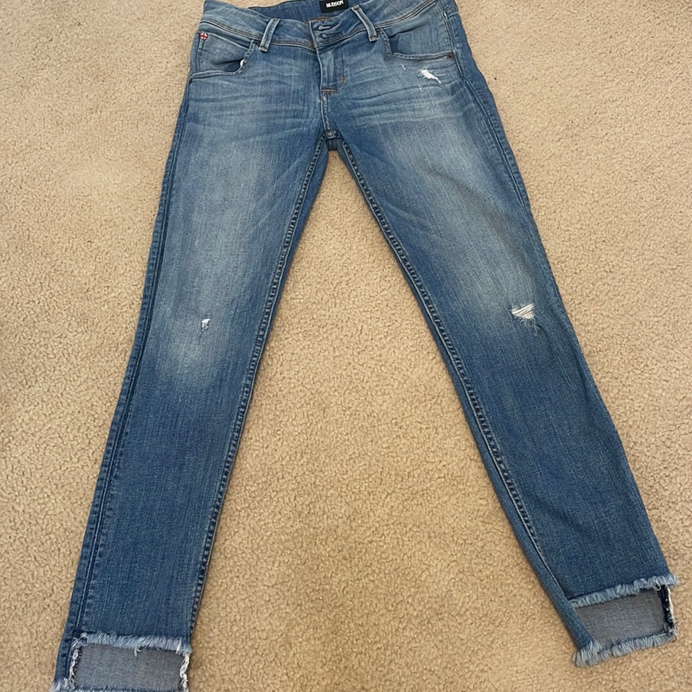 Hudson ankle blue jeans, distressed look size 26